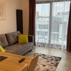 2-room In New House, Wola Варшава
