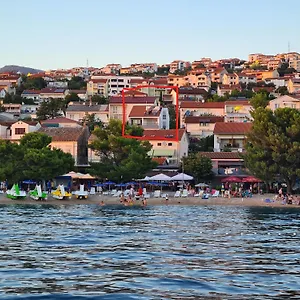 https://apartment-andric.primorje-gorskikotar.com